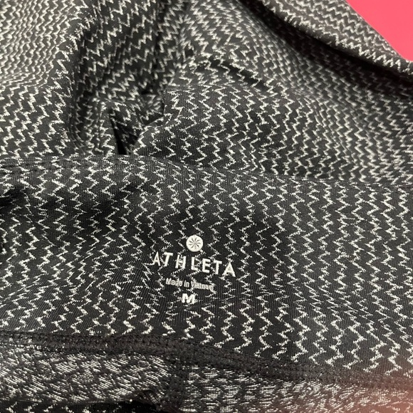 Athleta Black and White Knit Pants Medium, comfy and soft 🌺 gift inside 😍 - Picture 2 of 10